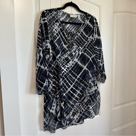 Susan Graver sheer navy and white tunic beaded neck three fourths sleeve size 14 - Picture 5 of 11